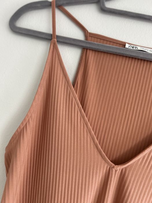 Bluzka Zara S bluzka na ramiączkach Zara