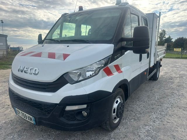 IVECO wywrotka wynajem wypożyczalnia samochodów