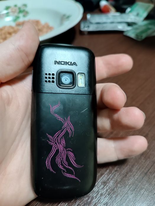 Телефон Нокиа 6303