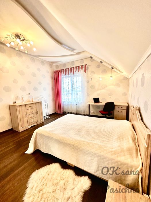 Продам дом с бассейном и сауной , Новоалександровка , Кристальный