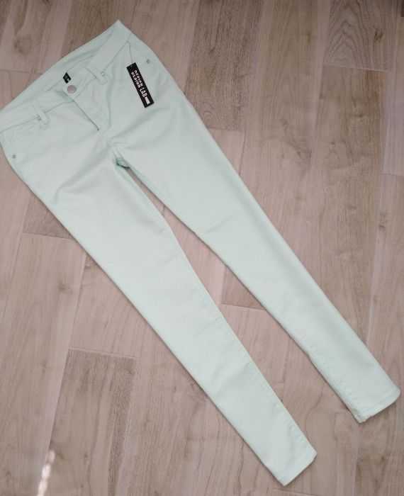 Женские стрейчевые скинни