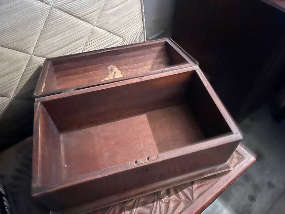 Bau em Madeira Genuíno Rustico