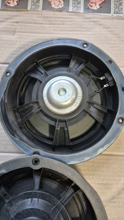 Głośniki audi A4 B8