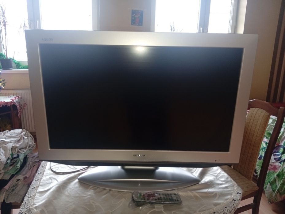 Telewizor LCD SHARP,pilot