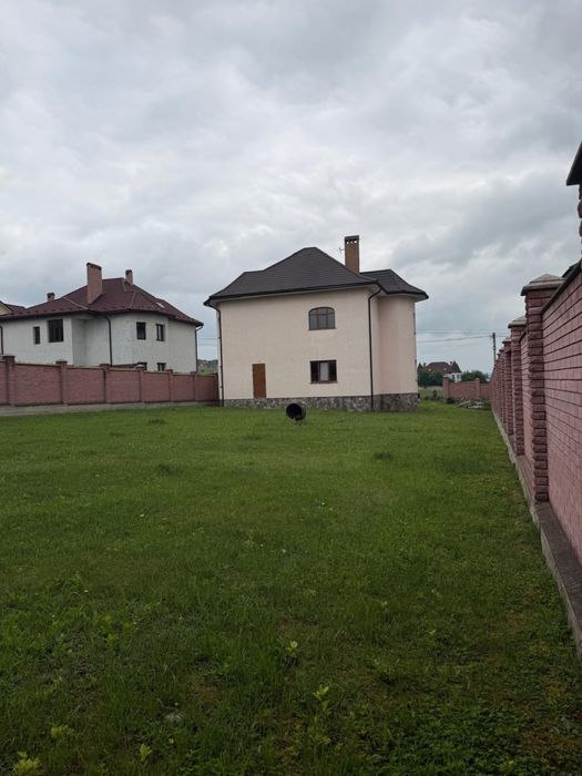 Продається 5кімнатний будинок В Кучурів вул В Великого