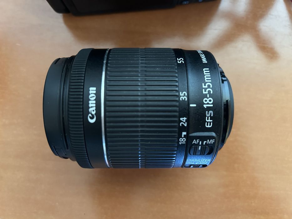 Canon EOS 750D + Lente 18-55mm STM