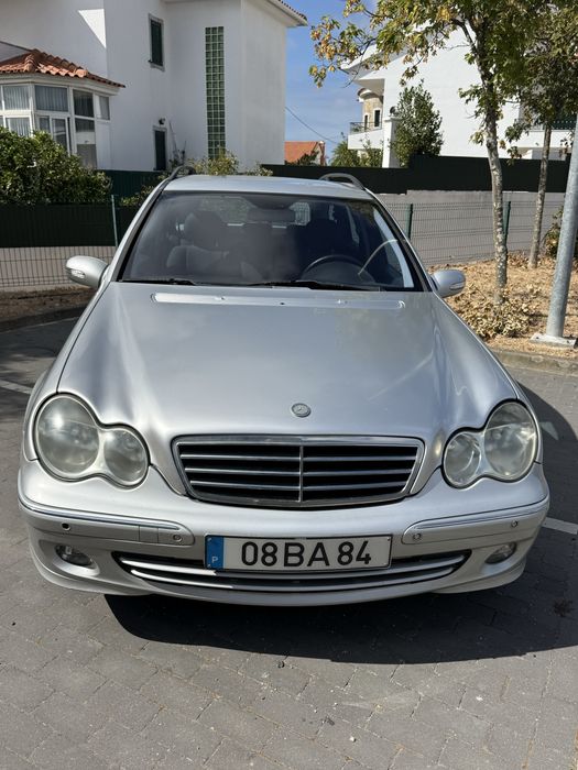 Mercedes-Benz C 200 — fotografia 2