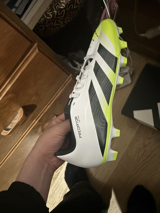 Vendo chuteiras Adidas Predator novas