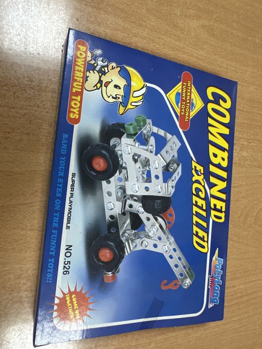 Reboque para montagem