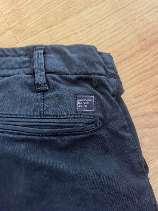 Spodnie chłopięce 128, ZARA i spodnie beżowe c&a