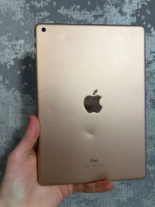 iPad 6 32gb все працює