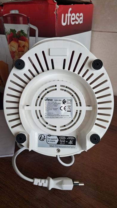 Блендер UFESA BS4717, без чаші.