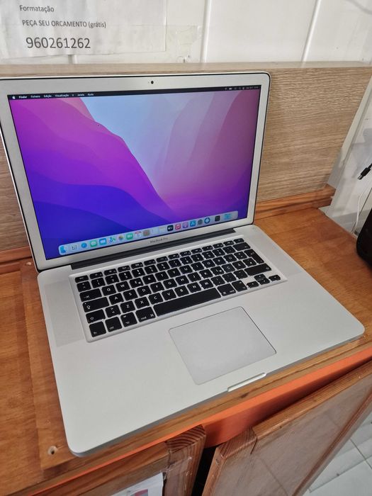 MacBook Pro 15 pol ( proc i7 com varios programas)