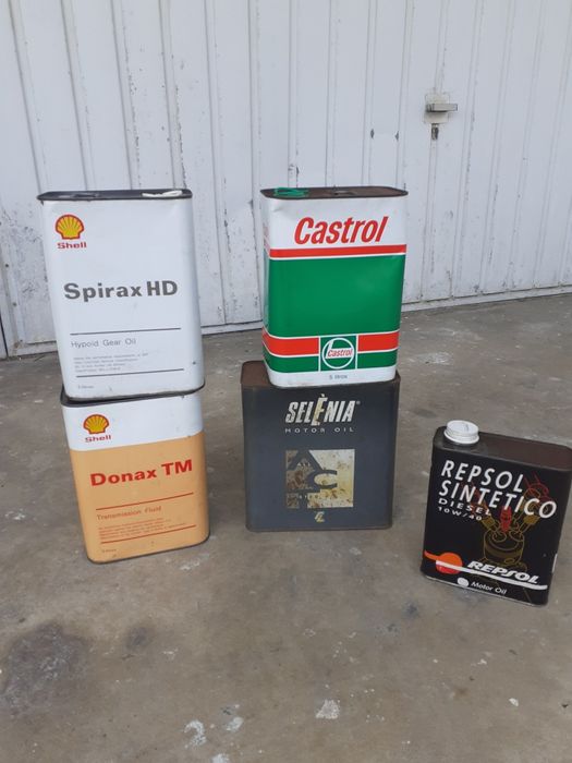 Latas de óleo vintage colecionáveis