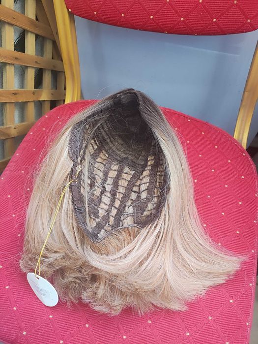 Peruka Ciemny blond pasemka 1 8 Damska dla Kobiet krótkie włosy