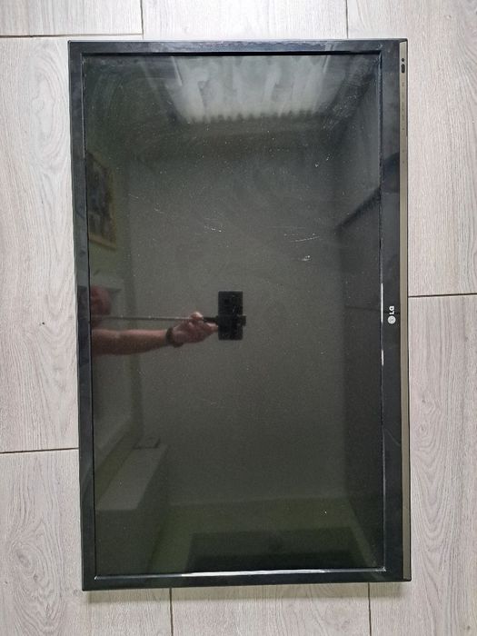 Telewizor LG 37 cali