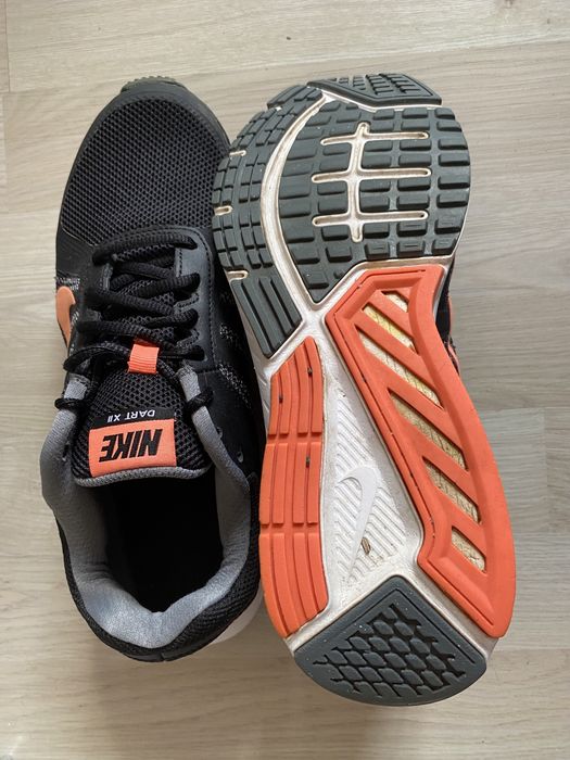 Кросівки унісекс трекінгові чи роботи 40.5р25.5см Nike Dart 12 Найк