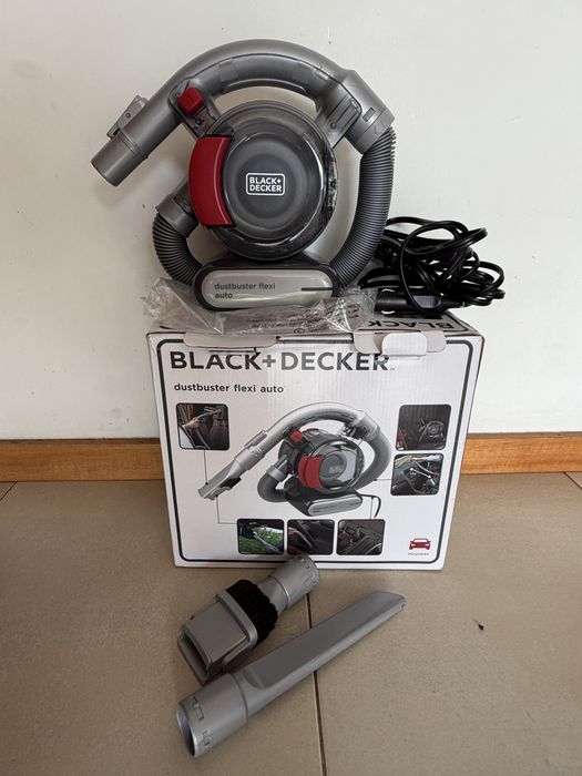 Aspirador BLACK+ DECKER 12V