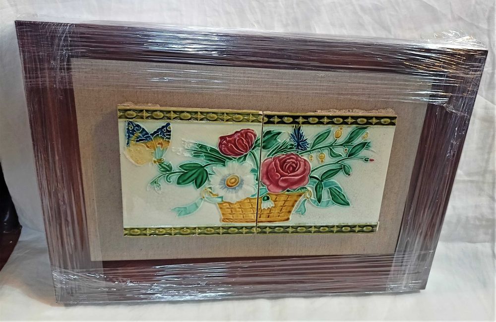 Painel Azulejos Flores Moldurado