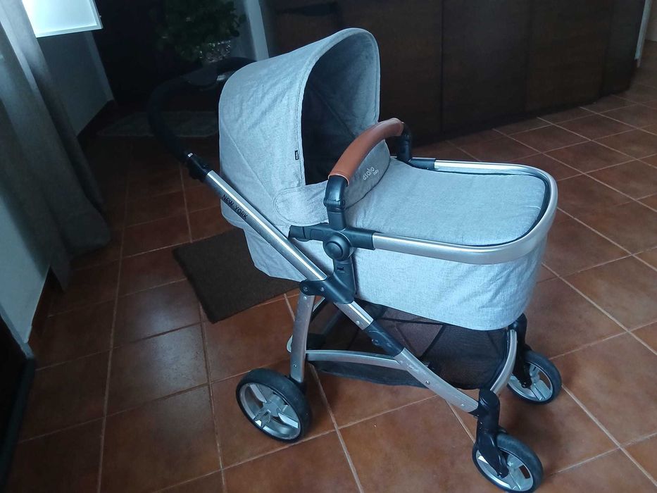 Carrinho de bebé completo