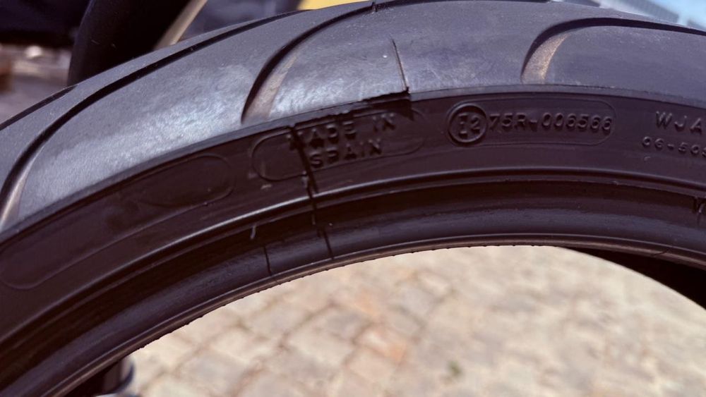 Pneu Michelin Pilot Power 2CT 120/70 ZR17