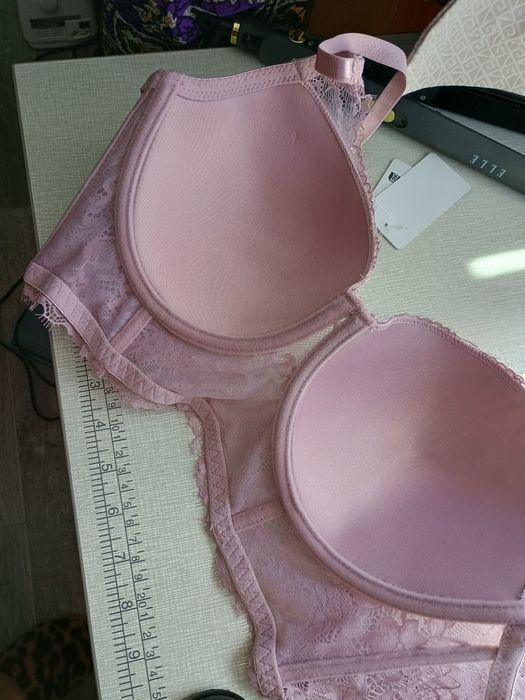 Бюстгальтер новый.