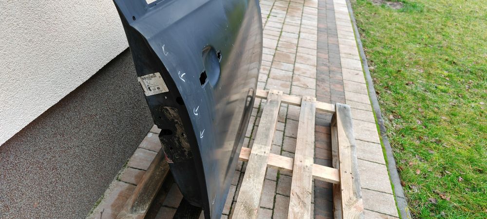 Corsa E 3d 3-drzwiowa, sprzedam nowe drzwi, str prawa, od pasażera