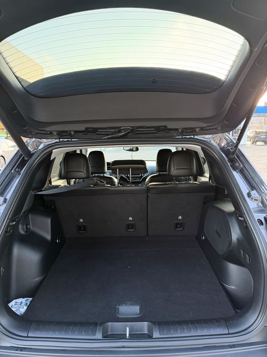 Jeep Cherokee Limited AWD 3.2 бензин 2020 р.в