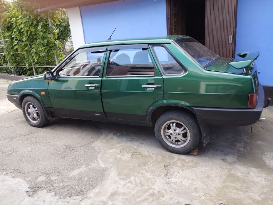 Продам ВАЗ 21099