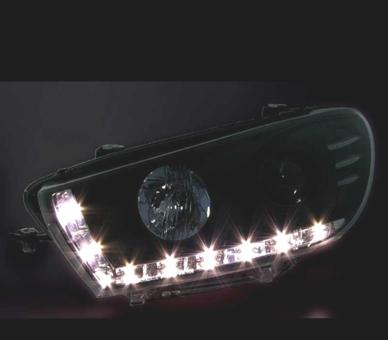 FARÓIS FRONTAIS LUZ DIURNA PARA VOLKSWAGEN VW SCIROCCO III FUNDO PRETO