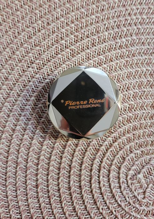 Rozświetlacz Pierre Rene