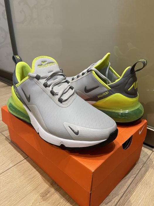 Кроссовки Nike новые