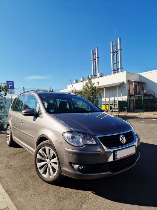 Продам Volkswagen Touran