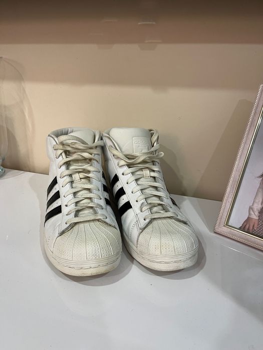 кросівки adidas Superstar Pro Model AQ5217 шкіряні 42/27 оригінал
