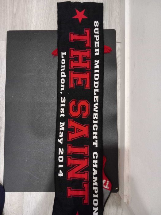 Cachecol - the saint UFC middleweight champion