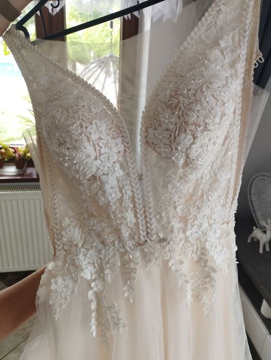 Suknia ślubna roz. 36