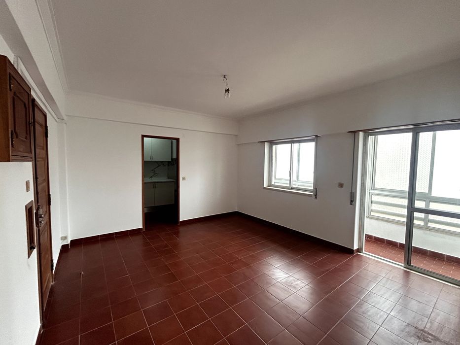 T1 Costa da Caparica Central