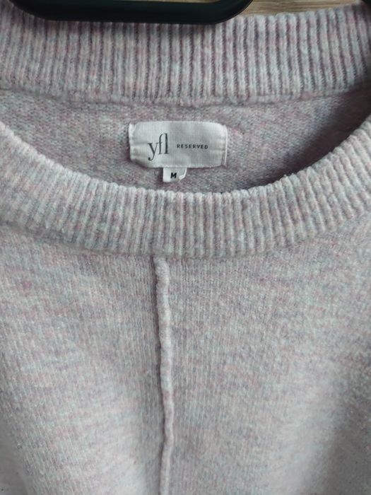 Ciepły sweter oversize Reserved