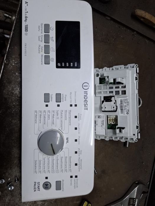 Programator pralki indesit