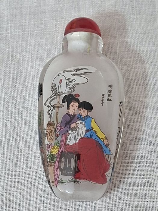 Frascos de rapé ou snuff bottle em vidro