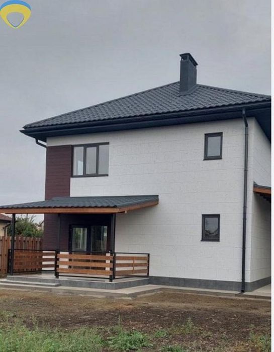 Продам двоповерховий будинок у Фонтанці (215-904)
