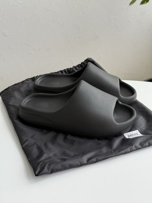 YS-01 YZY Yeezy slides Kanye West