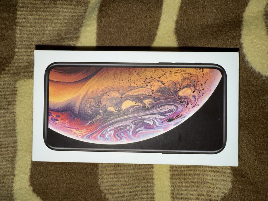 iPhone XS 64GB Gold, uszkodzona tylna szybka, komplet