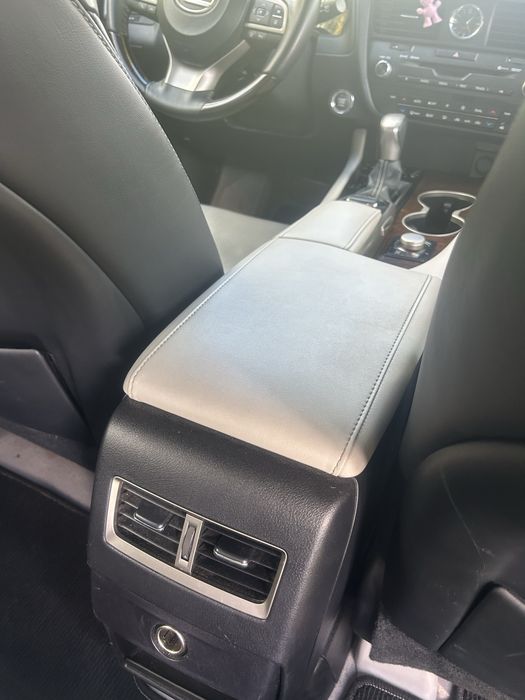 Lexus Rx350.