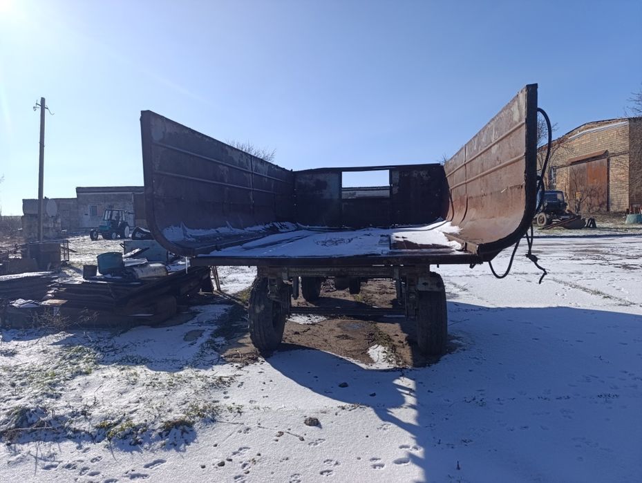 Продам причеп 2птс4