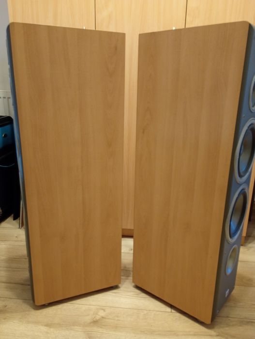 Kolumny JBL E90.