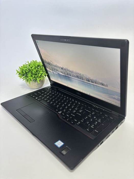 Fujitsu LifeBook E558