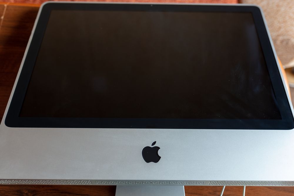 KOMPUTER stacjonarny APPLE iMac 7,1 + klawiatura + mysz- stan idealny!