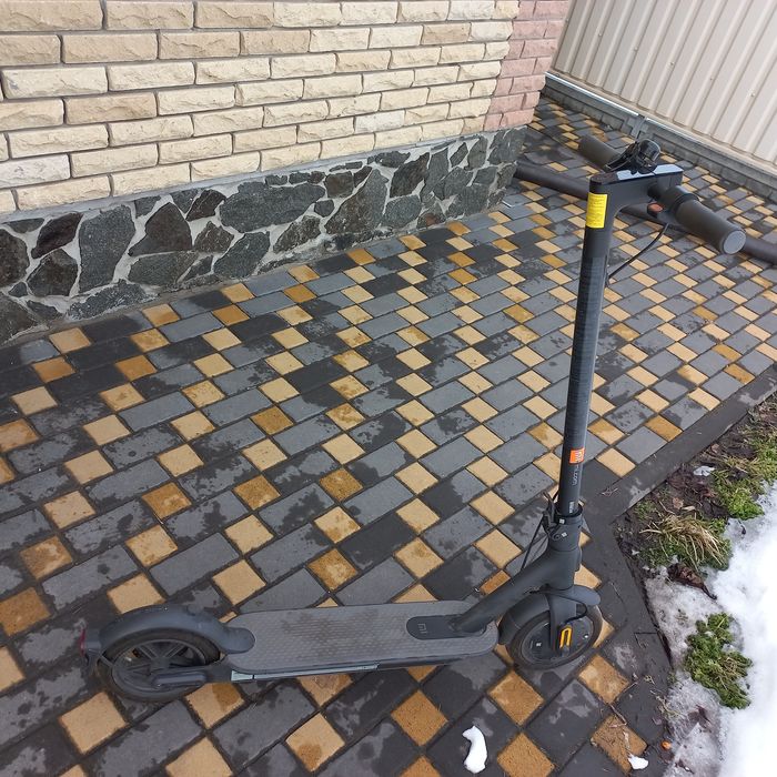 Електросамокат Xiomi