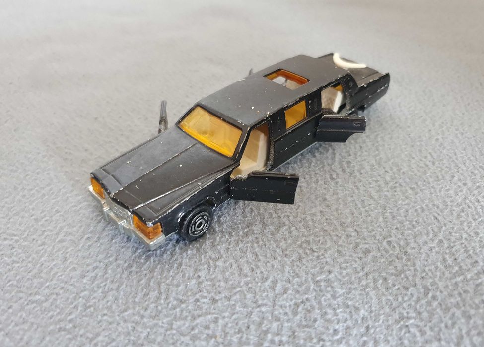 Majorette - Limousine  nº 339, escala 1/58 - France - Anos 80/90